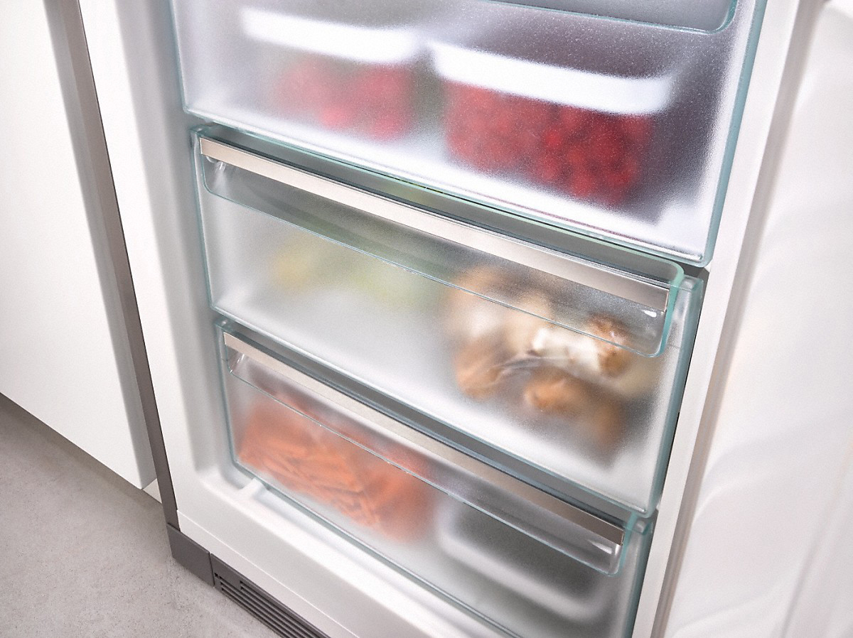MIELE KFN 28132 D ws Kategorie 7 Kühlgefrierkombination (E, 310 l, 1861 mm hoch, Weiß)