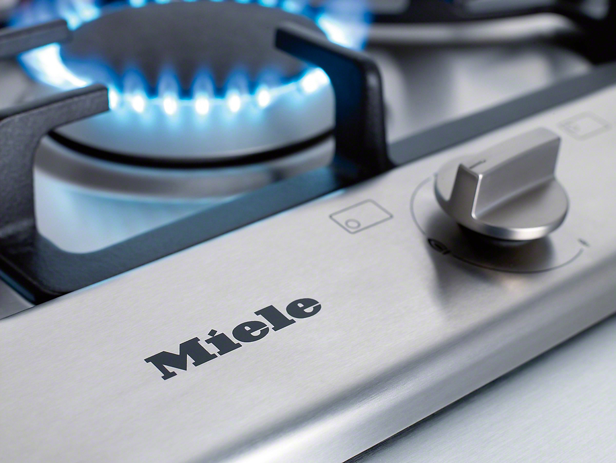 MIELE KM 2010 Gaskochfeld (650 mm breit, 4 Kochzonen)