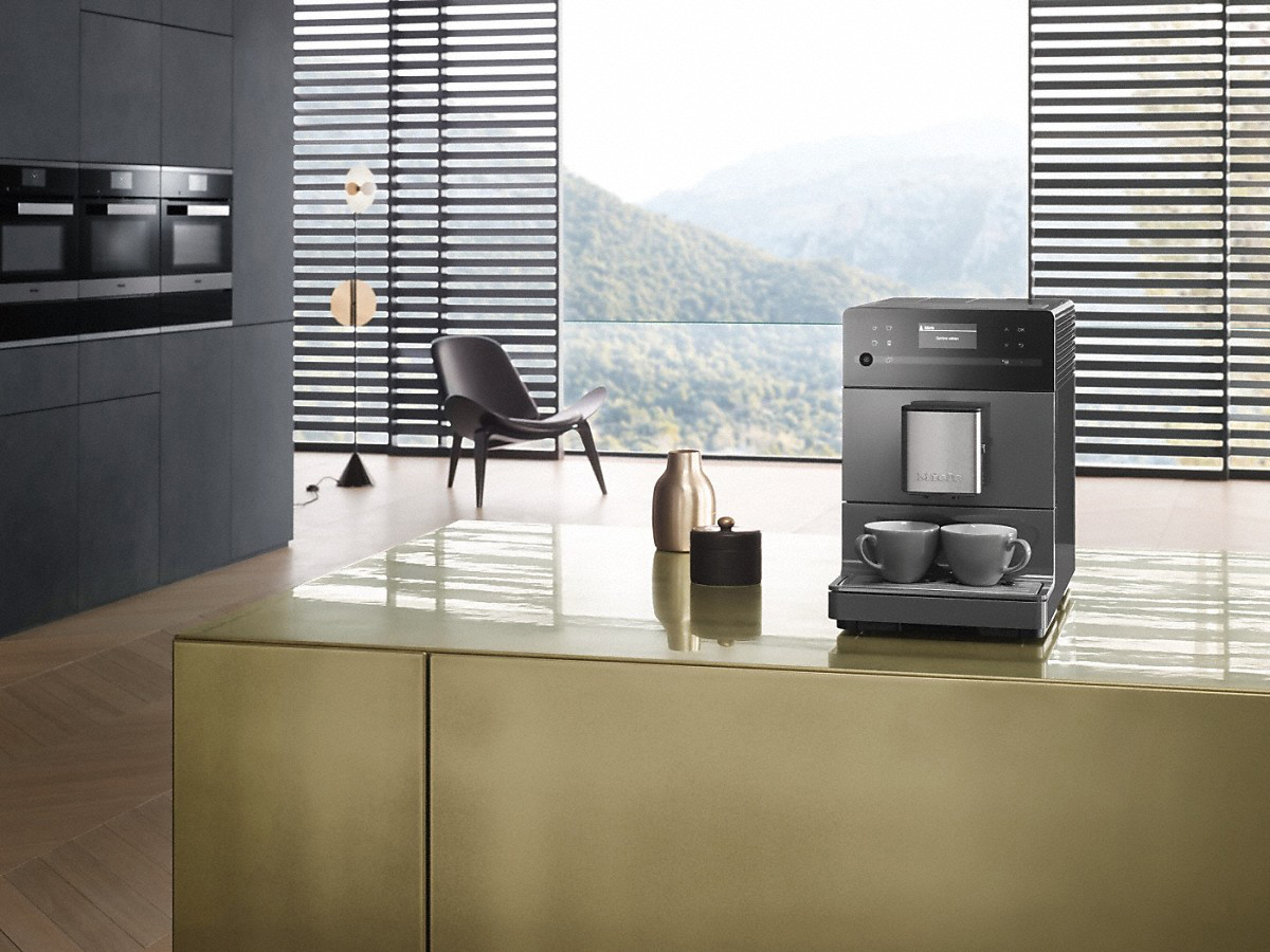 MIELE CM 5300 Kaffeevollautomat Graphitgrau