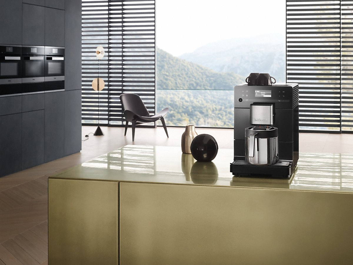 MIELE CM 5300 Kaffeevollautomat Graphitgrau