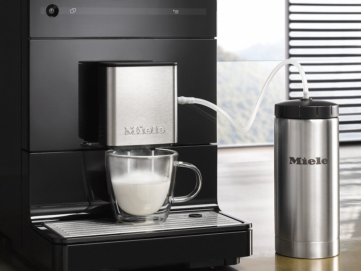 MIELE CM 5300 Kaffeevollautomat Obsidianschwarz
