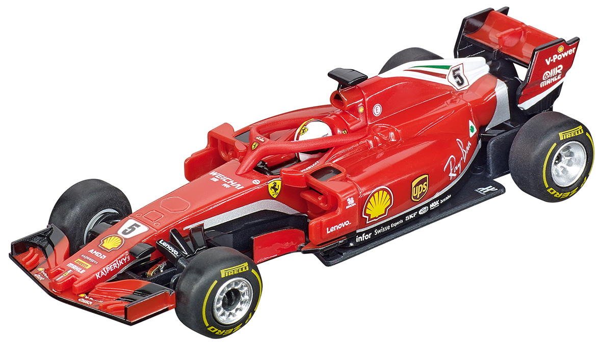 Roter Ferrari Formel 1 Rennwagen mit Sponsorenlogos, weißen Akzenten, vor weißem Hintergrund.
