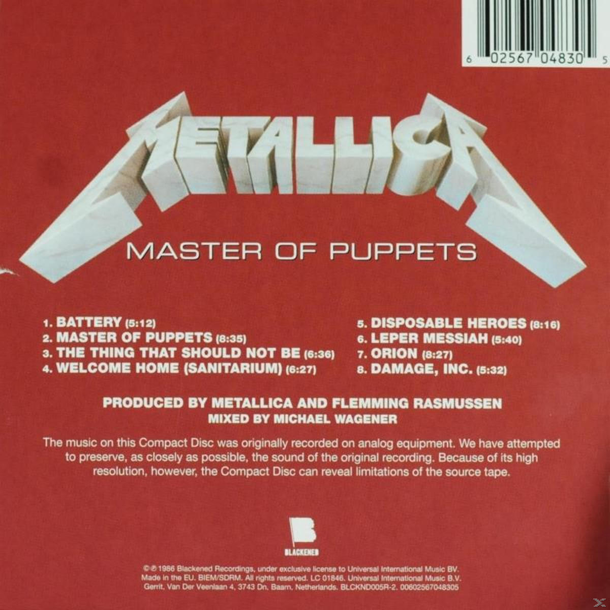 CD-hoes voor Metallica's "Master of Puppets", met tracklist en bandlogo.
