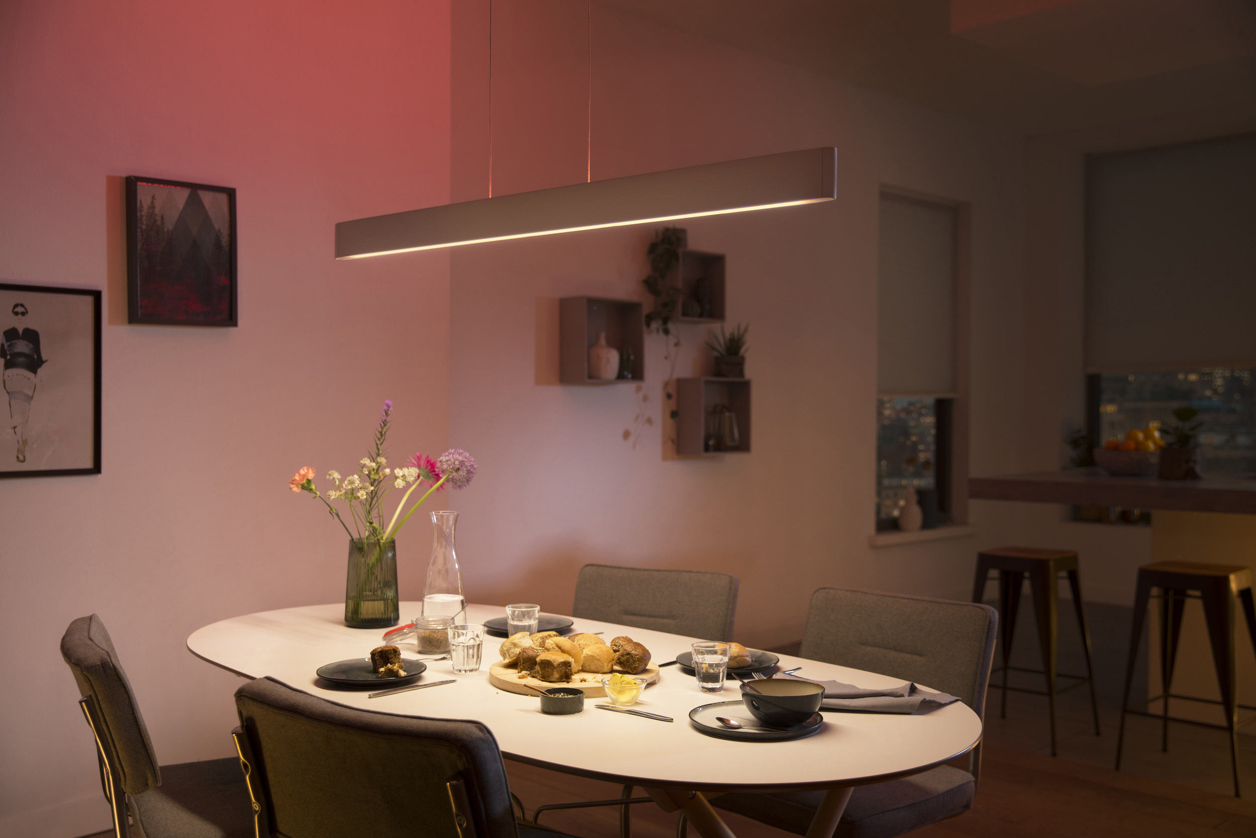 PHILIPS Ensis Bluetooth Pendelleuchte Mehrfarbig