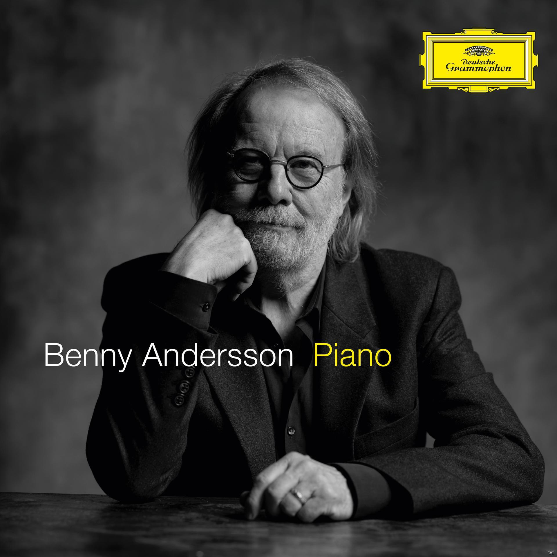 Schwarz-Weiß-Bild von Benny Andersson. Text: Benny Andersson Piano. Deutsche Grammophon-Logo.