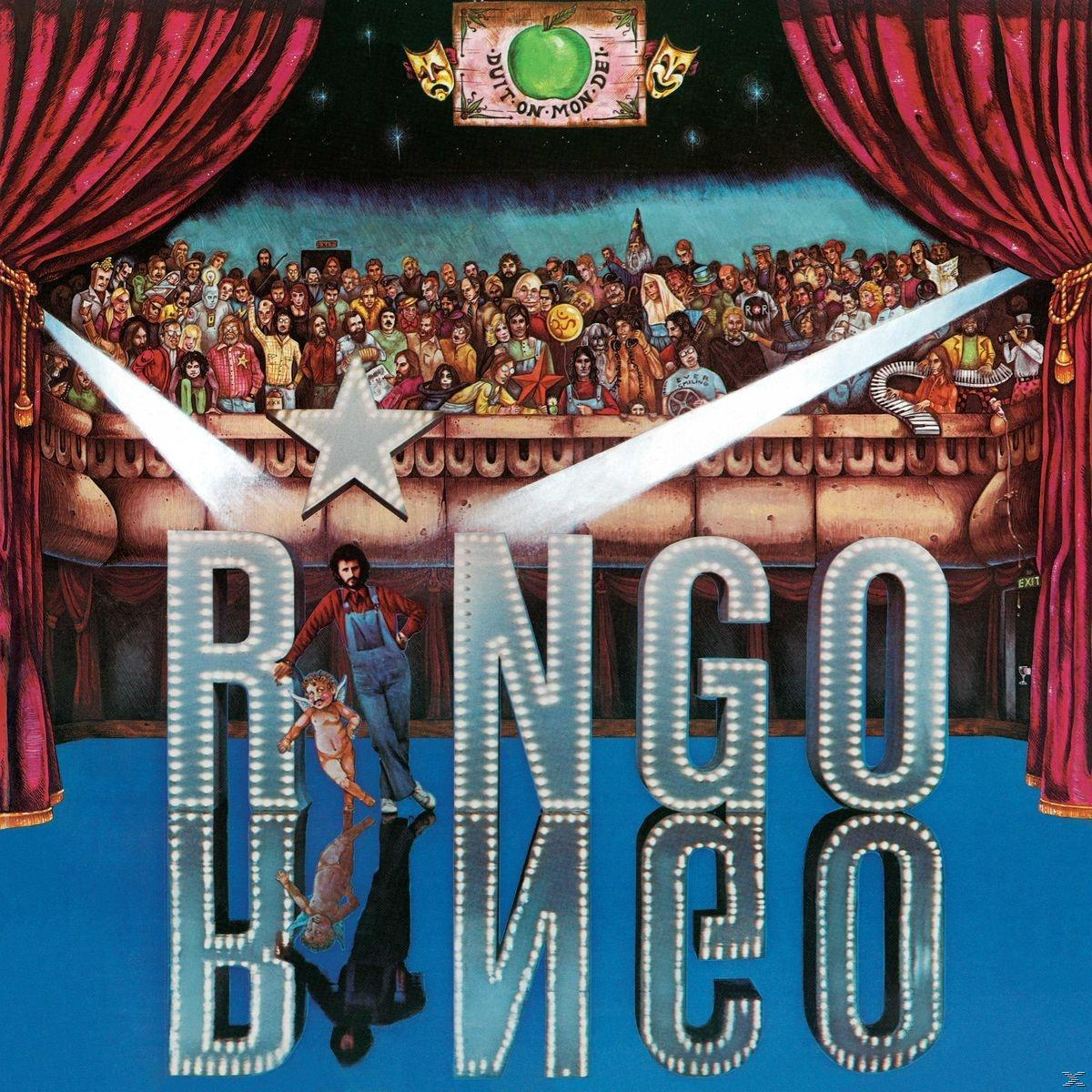 Ringo Starr Albumcover, Bühne mit Ringo, einem Baby und großen Buchstaben mit der Aufschrift 'Ringo'.