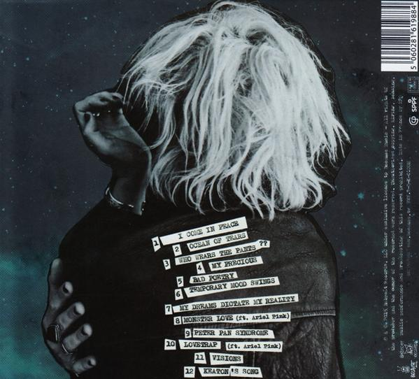 Album-Rückseite. Zeigt eine Frau mit weißen Haaren. Enthält Songtitel.