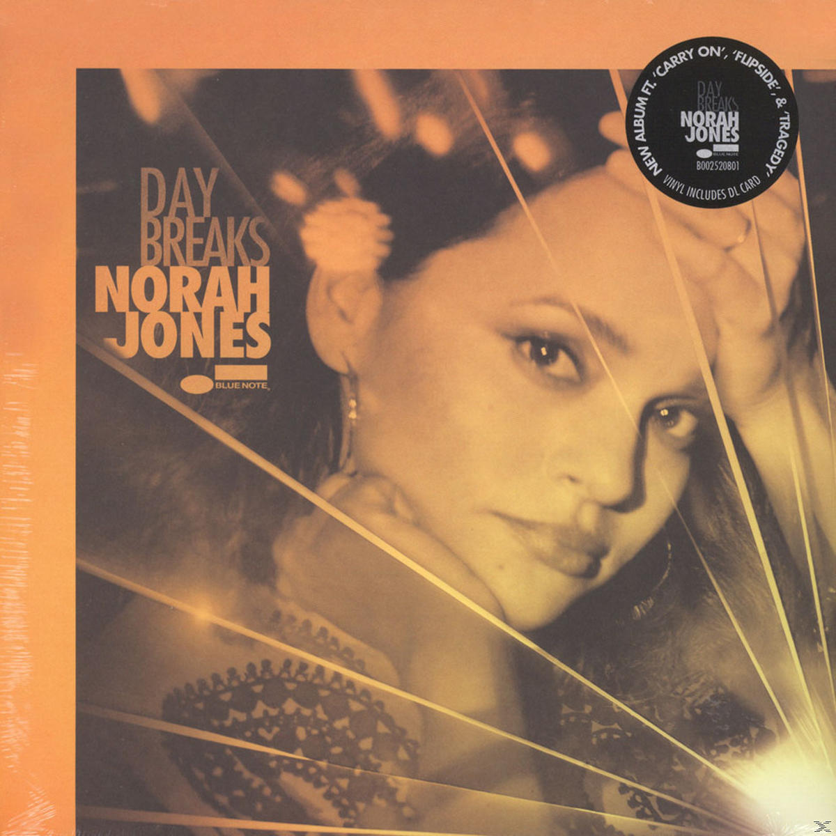 Norah Jones Day Breaks albuma, arcával a borítón.