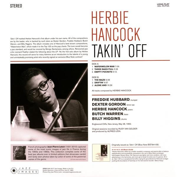 Herbie Hancock Takin' Off című albumának borítója a művész fekete-fehér fotójával.