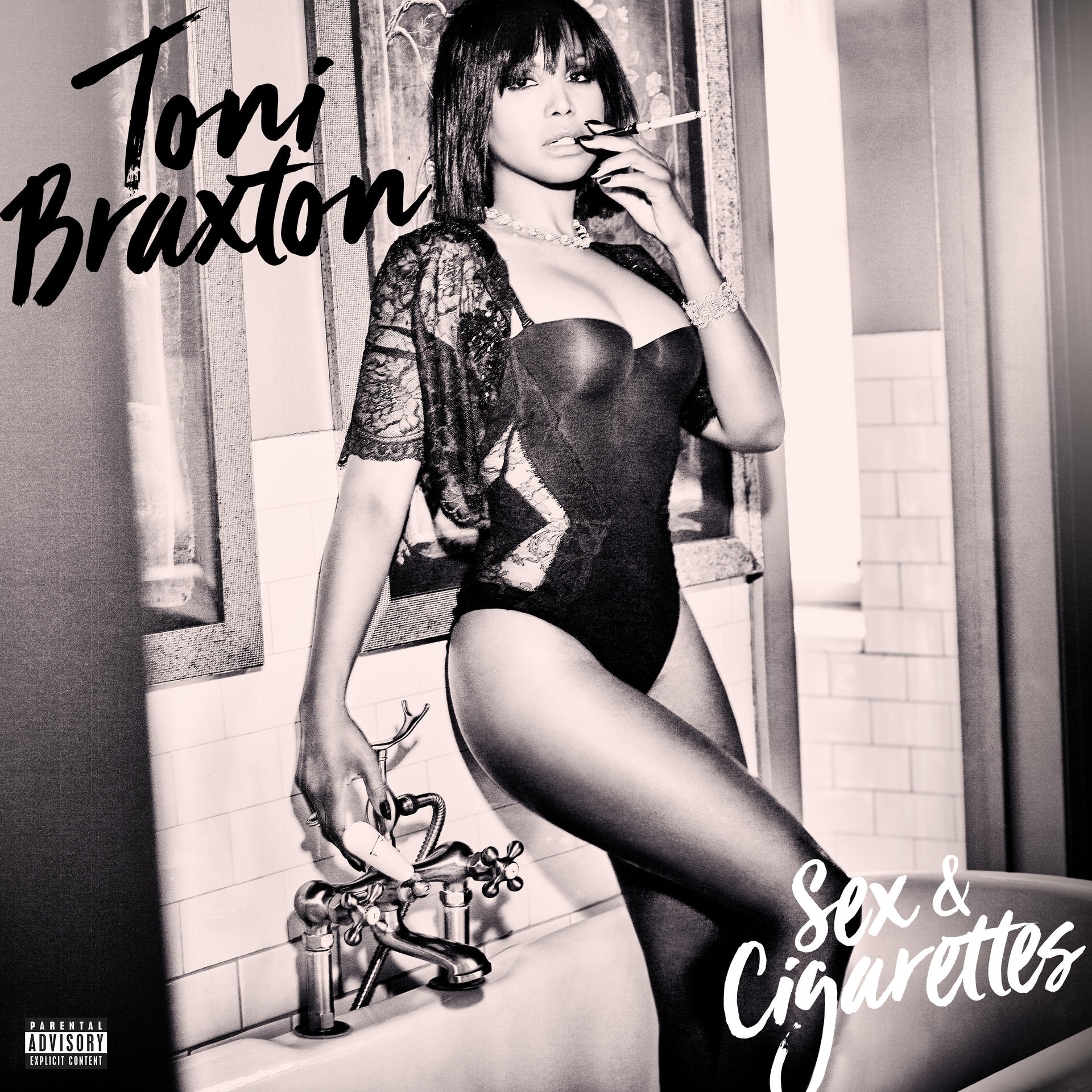 Album borító, Toni Braxton fekete fürdőruhában. Szöveg: Sex & Cigarettes.