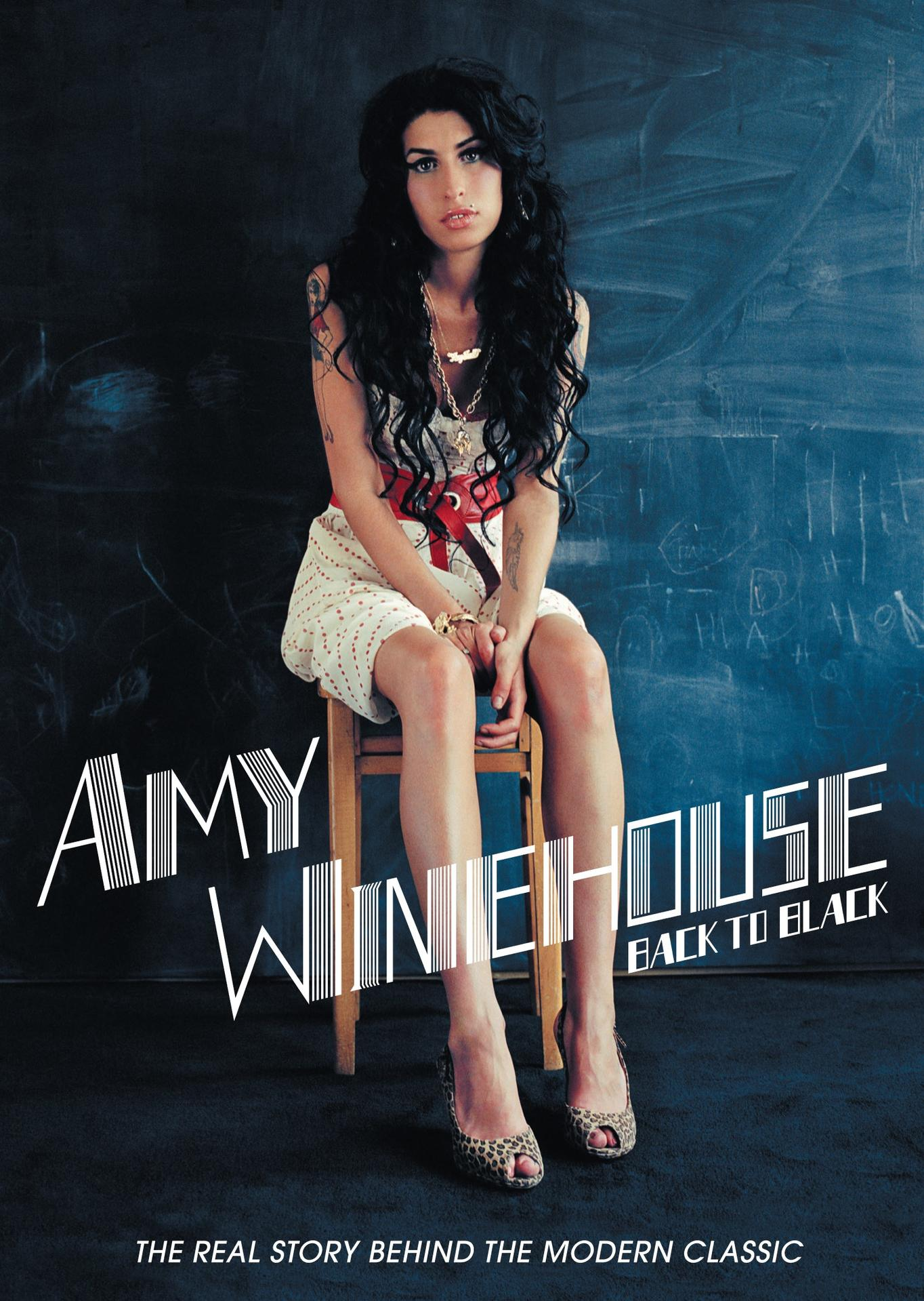 Album borító: Amy Winehouse széken ül. Szöveg: Amy Winehouse, Back to Black.