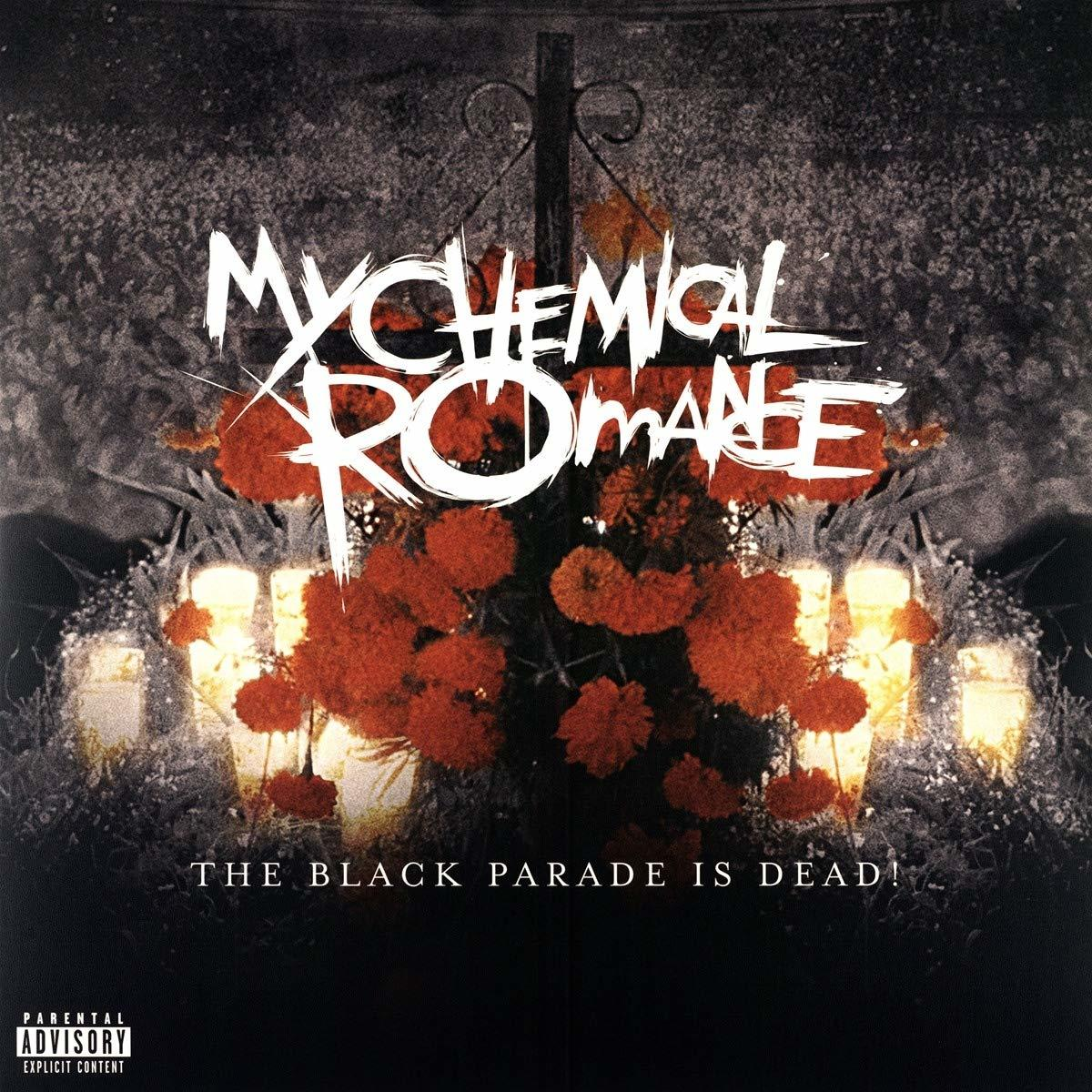 Album borító a My Chemical Romance-szal, virágokkal, és a szöveggel: The Black Parade Is Dead!