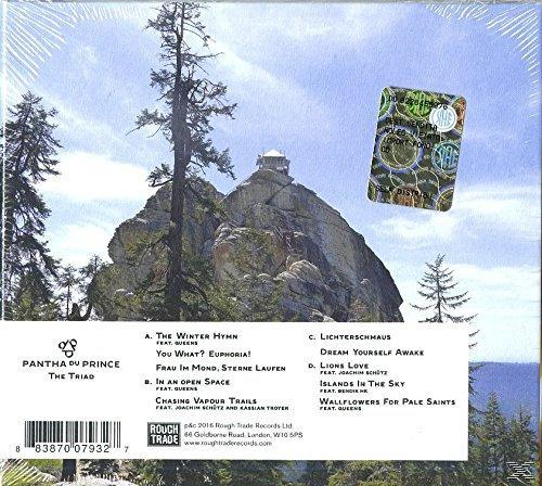 Album borító hegyvidéki tájjal és szöveggel. A borítón egy matrica van. A háttér égszínkék.