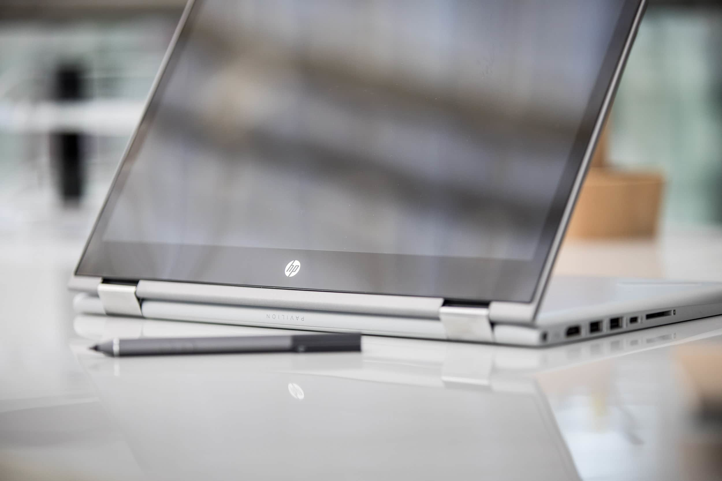 HP Pavilion x360 14-dh0315ng - 14 Zoll - Intel® Core™ i3 i3-8145U - 8 GB - 256 GB - Intel® UHD 620 - Windows 10 Home (32 bit)