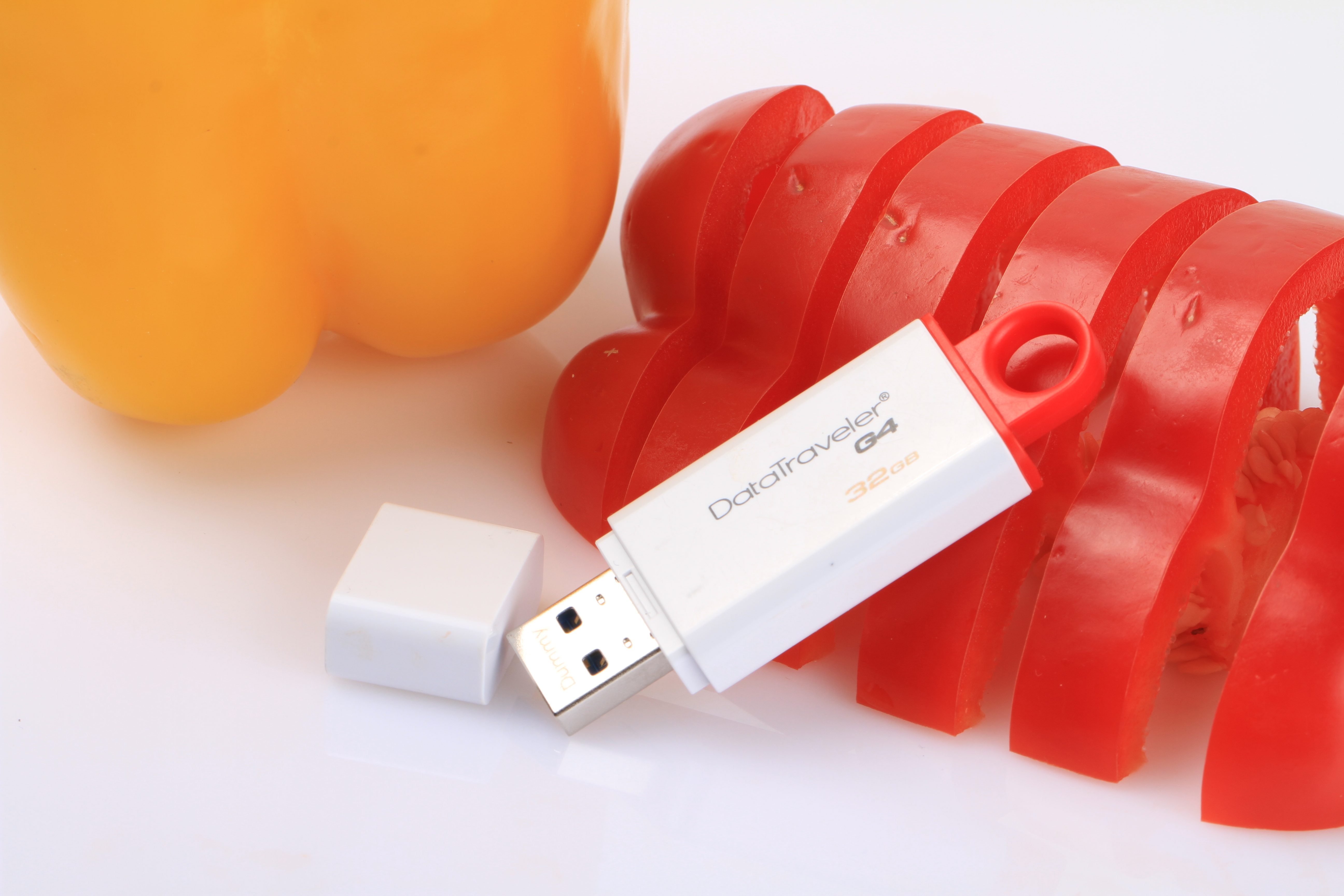 KINGSTON 32GB DataTraveler G4 USB 3.0 USB Bellek
