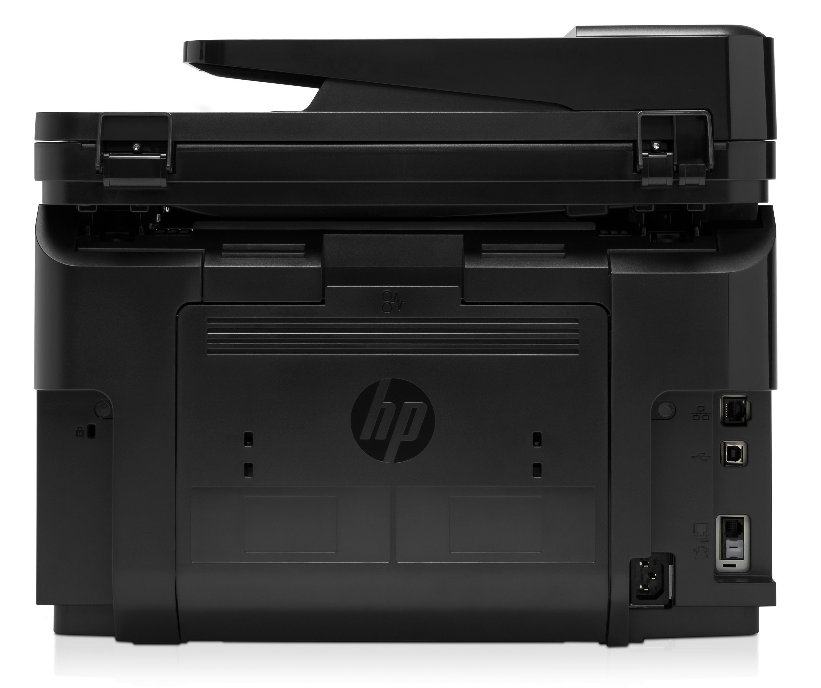 Siyah HP yazıcı, arka görünüm. Bir kağıt tepsisi, tarayıcı, güç portu ve USB bağlantı noktaları var.