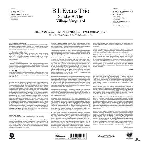 Bill Evans Trio, a Sunday at the Village Vanguard album borítója. Fekete-fehér fotót tartalmaz.