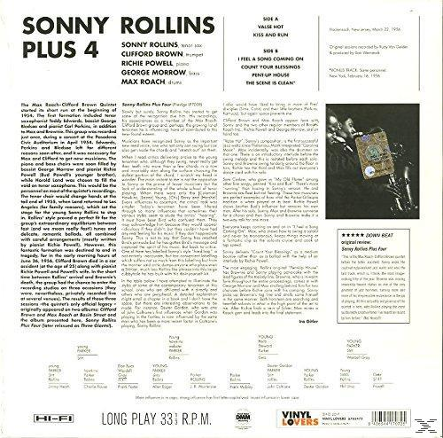 Album borító Sonny Rollins-szel és a Plus 4-gyel, szöveggel és egy bakelitlemezzel.