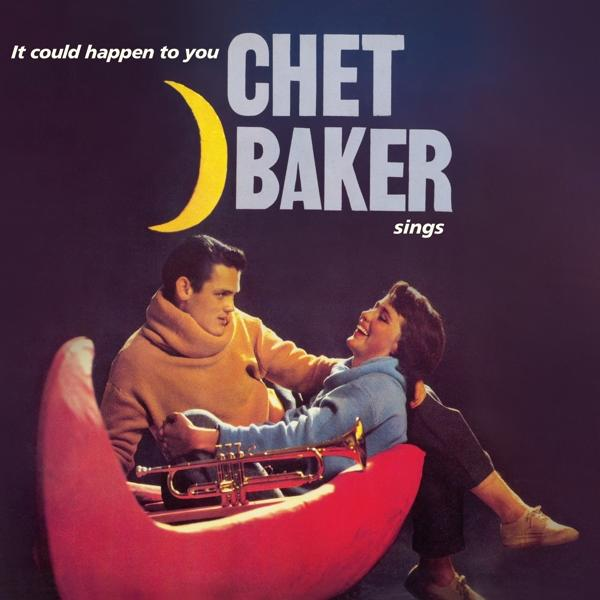 Chet Baker album borítója. Egy pár egy piros szerkezeten, trombitával. Sötét háttér.