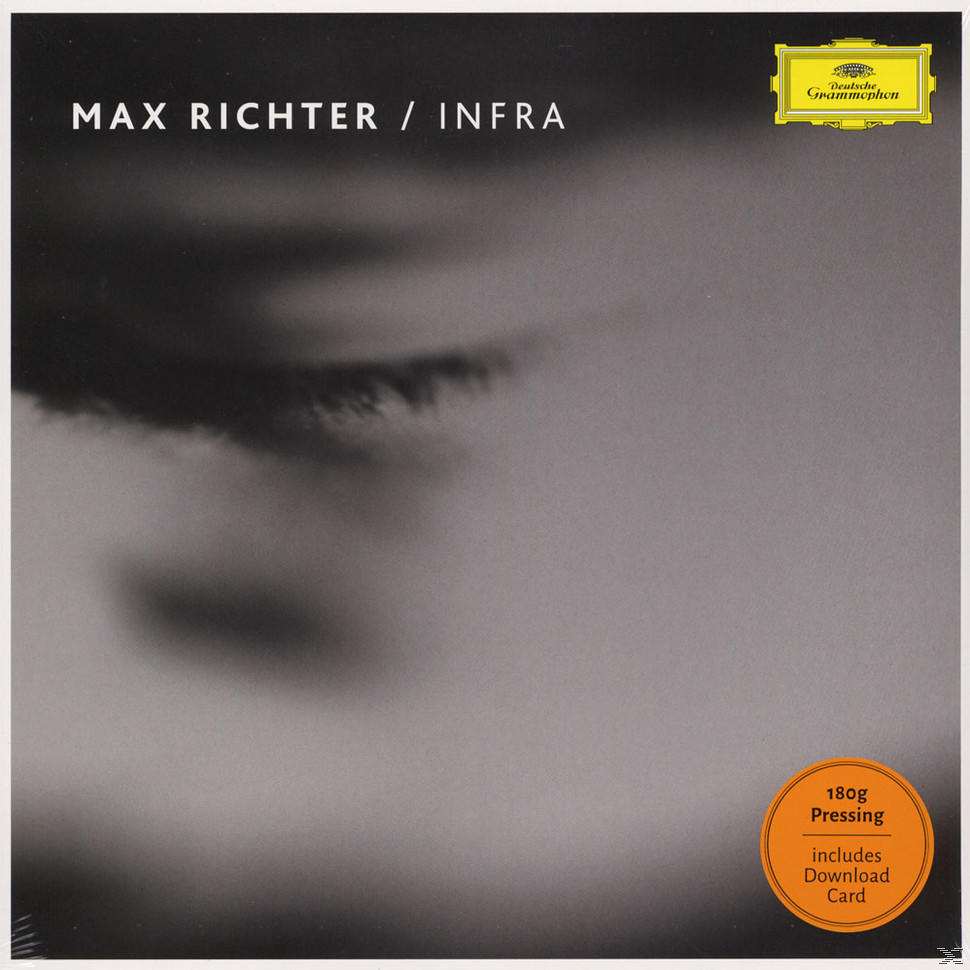 Max Richter Albumcover, zeigt ein Auge. Es ist ein Schwarz-Weiß-Bild mit Text.