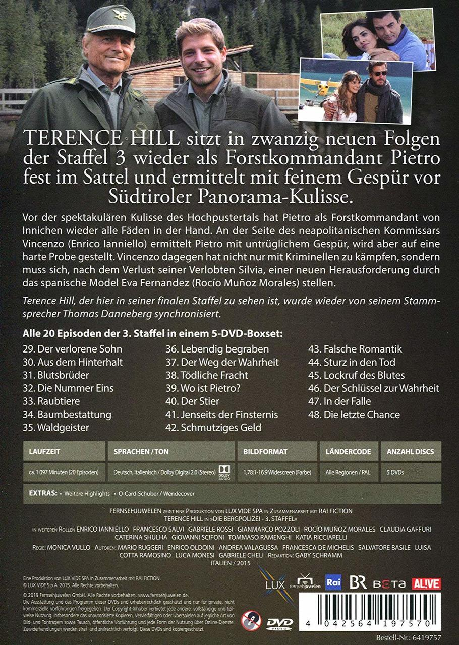 DVD-Cover mit Schauspielern und Szenen, italienischer Text und Landschaftshintergrund.