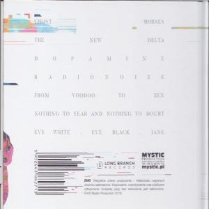 Albumcover mit Text und Barcode.