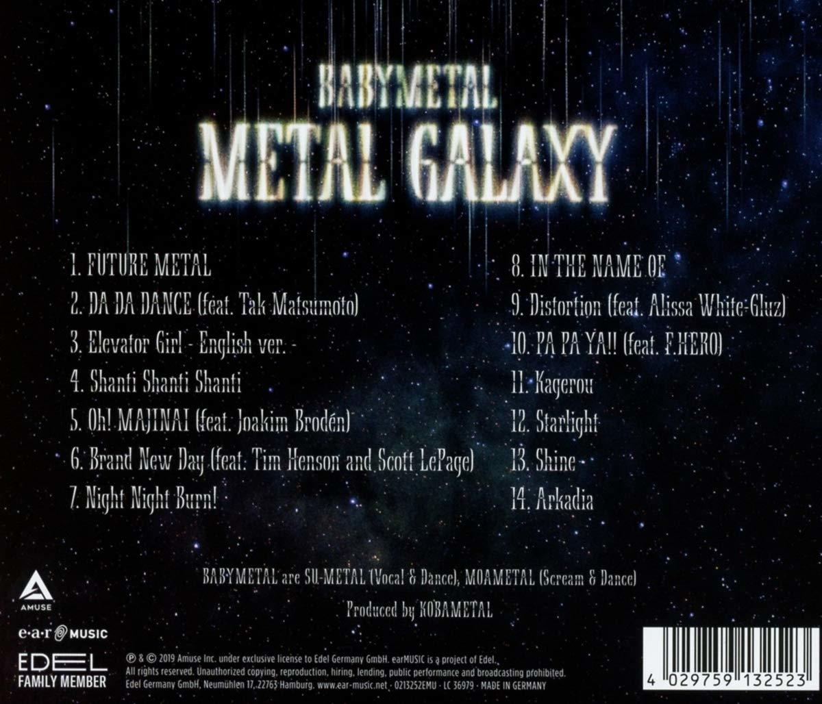 BABYMETAL Metal Galaxy Album-Rückseite. Songtitel auf sternförmigem Hintergrund.