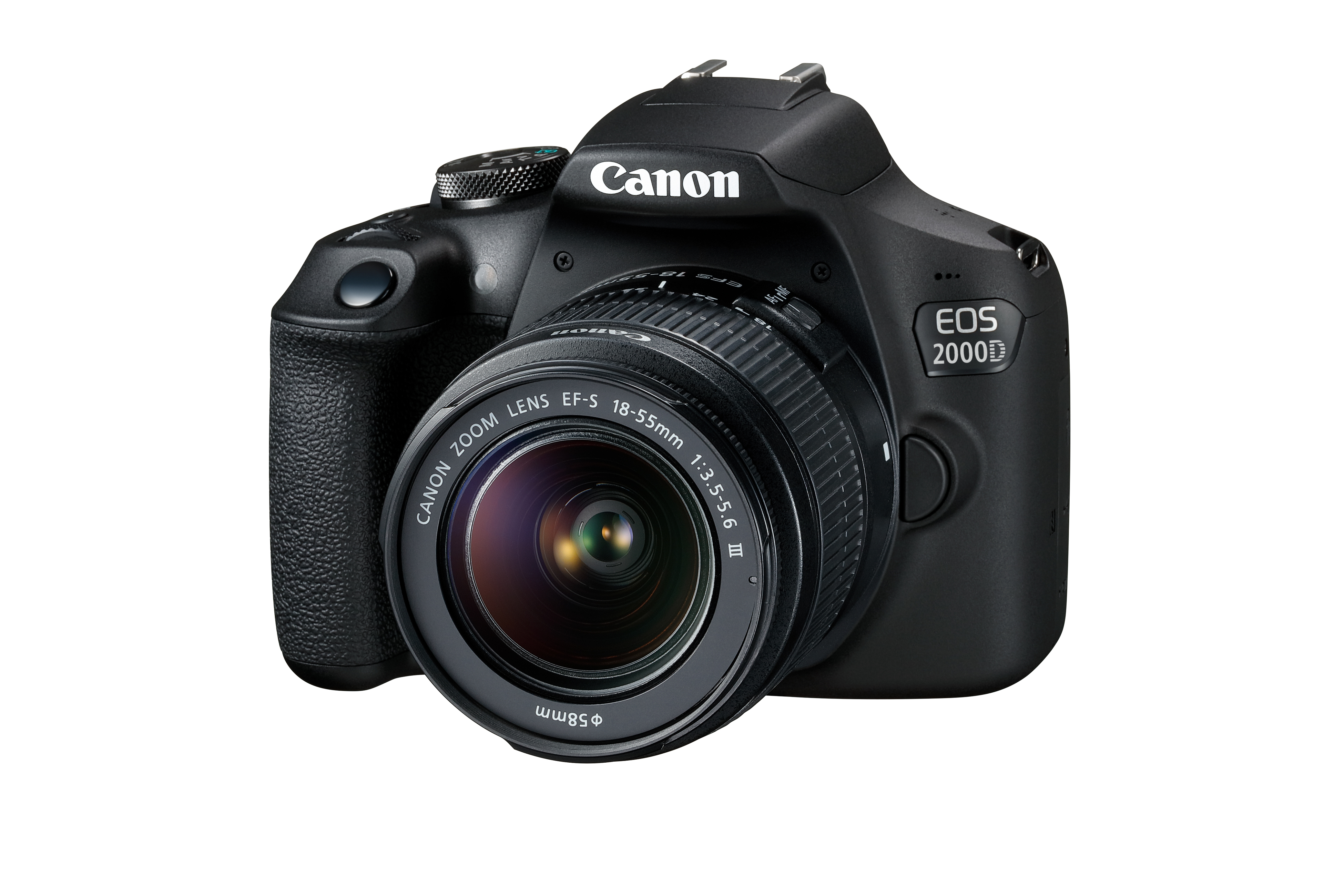 Beyaz zemin üzerinde zoom lensli siyah Canon EOS 2000D kamera.
