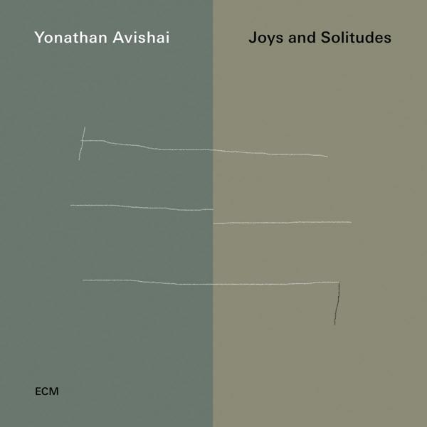 Album borító absztrakt vonalakkal, kéttónusú zöld és bézs háttéren, 'Joys and Solitudes' szöveggel.