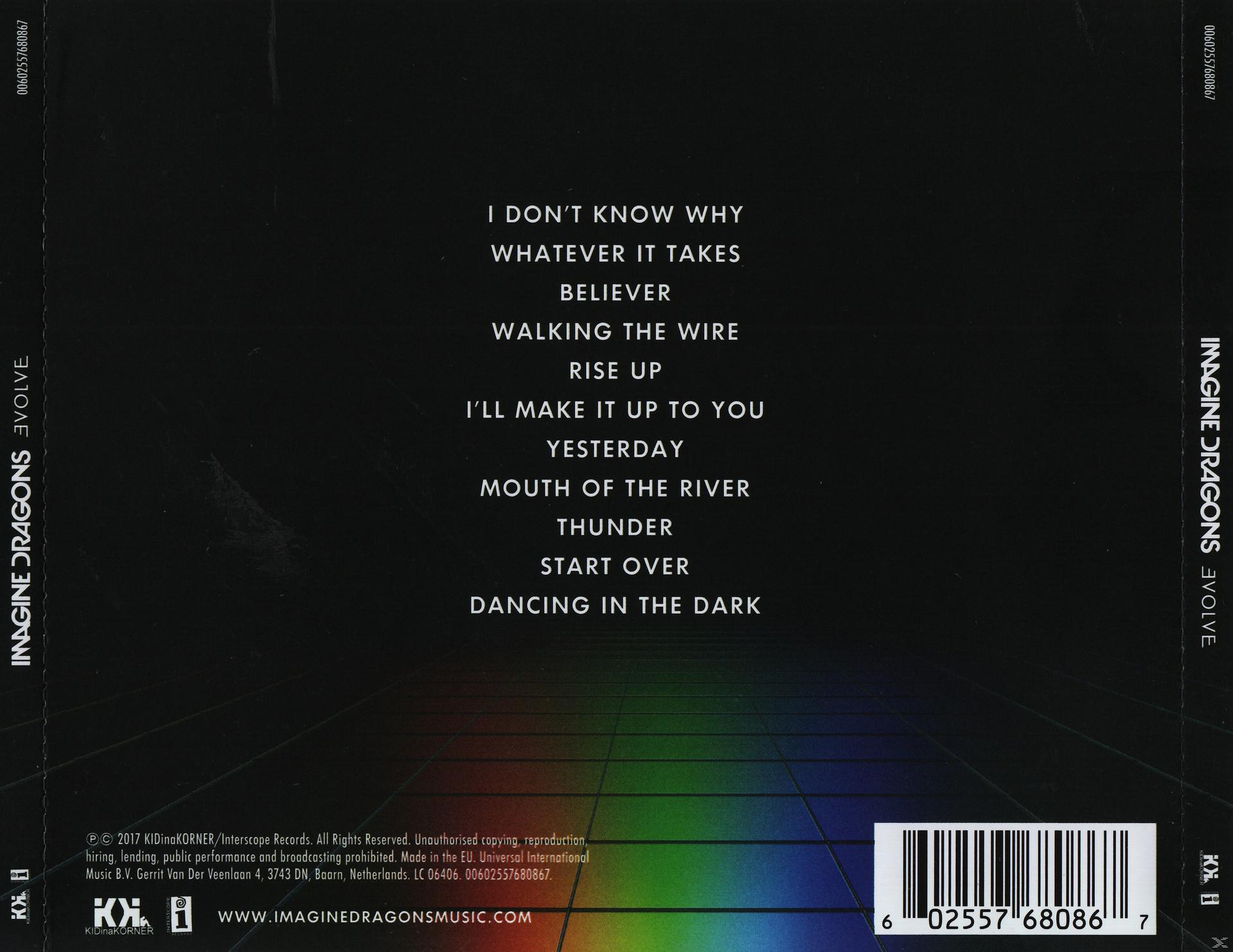 Az Imagine Dragons "Evolve" című albumának borítója, a számlistával és a vonalkóddal, sötét háttéren szöveggel.