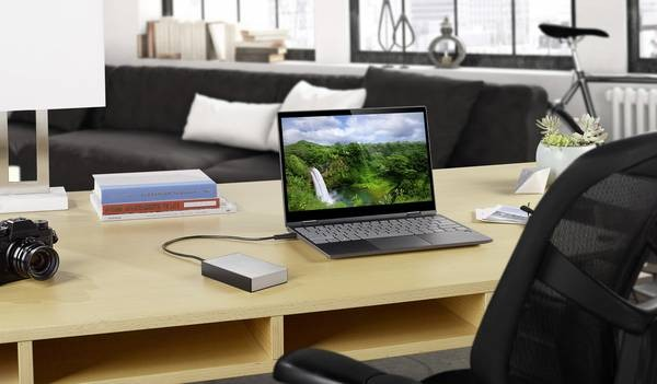 Disco duro externo -  SEAGATE Backup Plus Portable, 5 TB, Windows y Mac, Plata