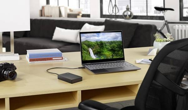 Disco duro externo -  SEAGATE Backup Plus Portable, 5 TB, Windows y Mac, Plata