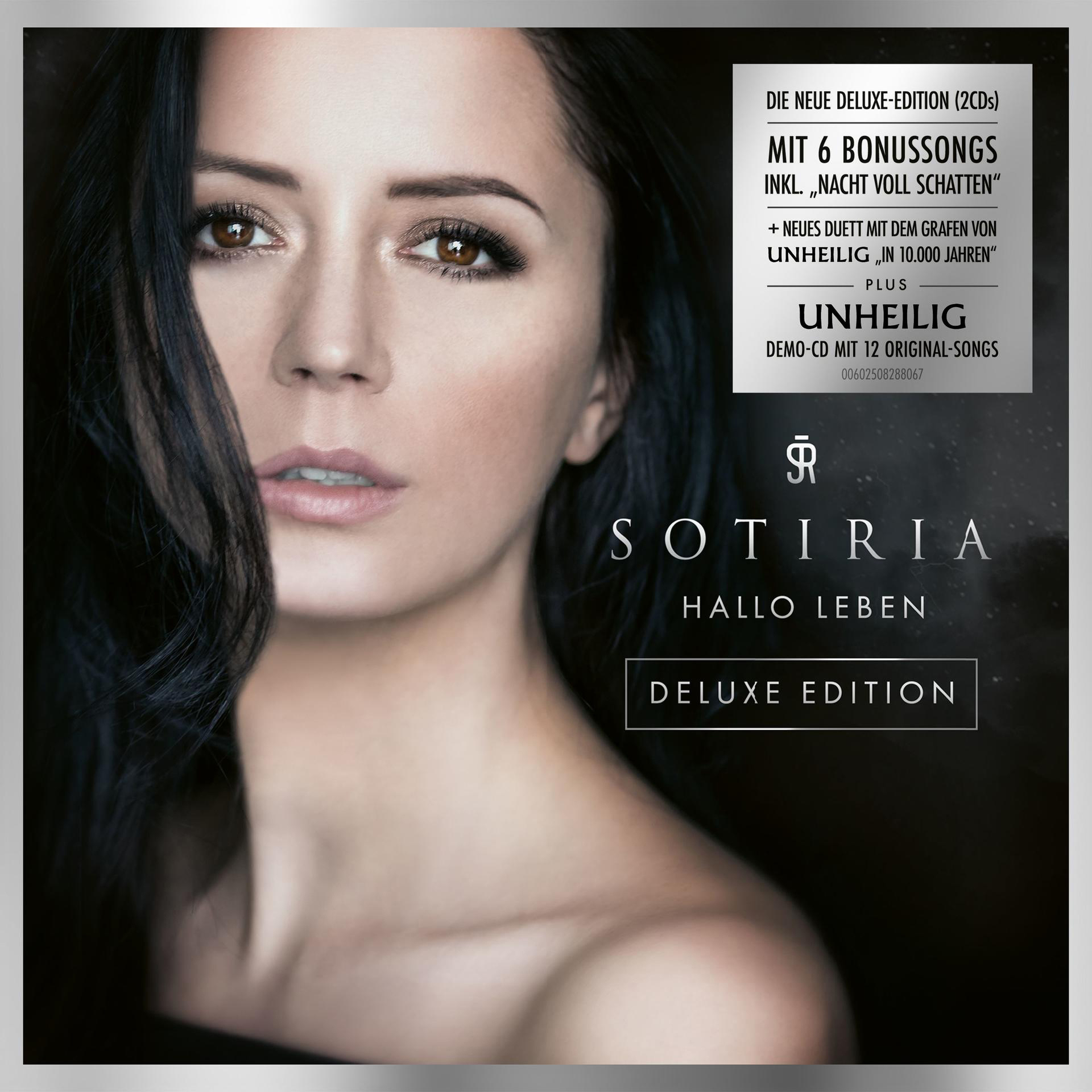 CD-Cover-Kunst mit Frauengesicht. Text: 'Sotiria Hallo Leben', Deluxe Edition und Unheilig.