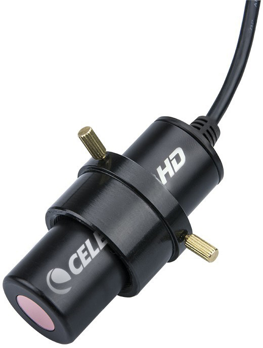 Schwarze Celestron HD Kamera mit Messing-Einstellschrauben und schwarzem Kabel.