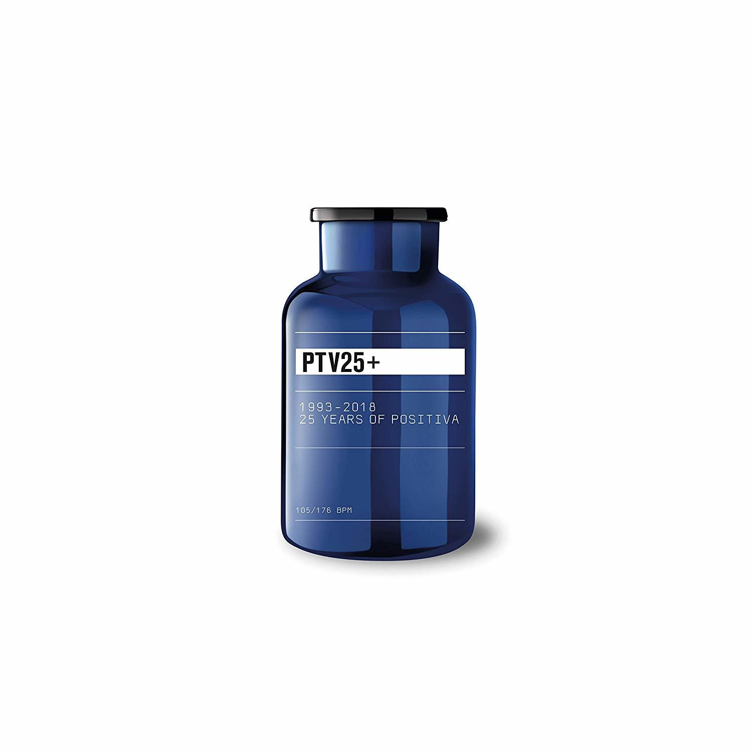 Blauwe fles met een wit label en de tekst 'PTV25+'.