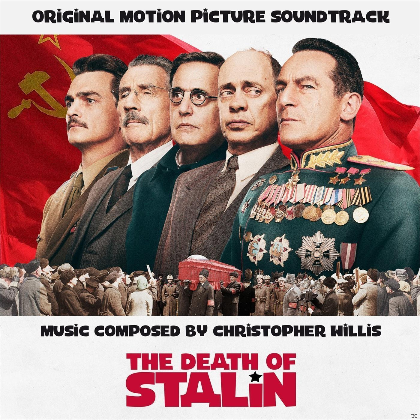 Filmzenei borító, férfiak portréival, piros zászlóval és tömeggel.