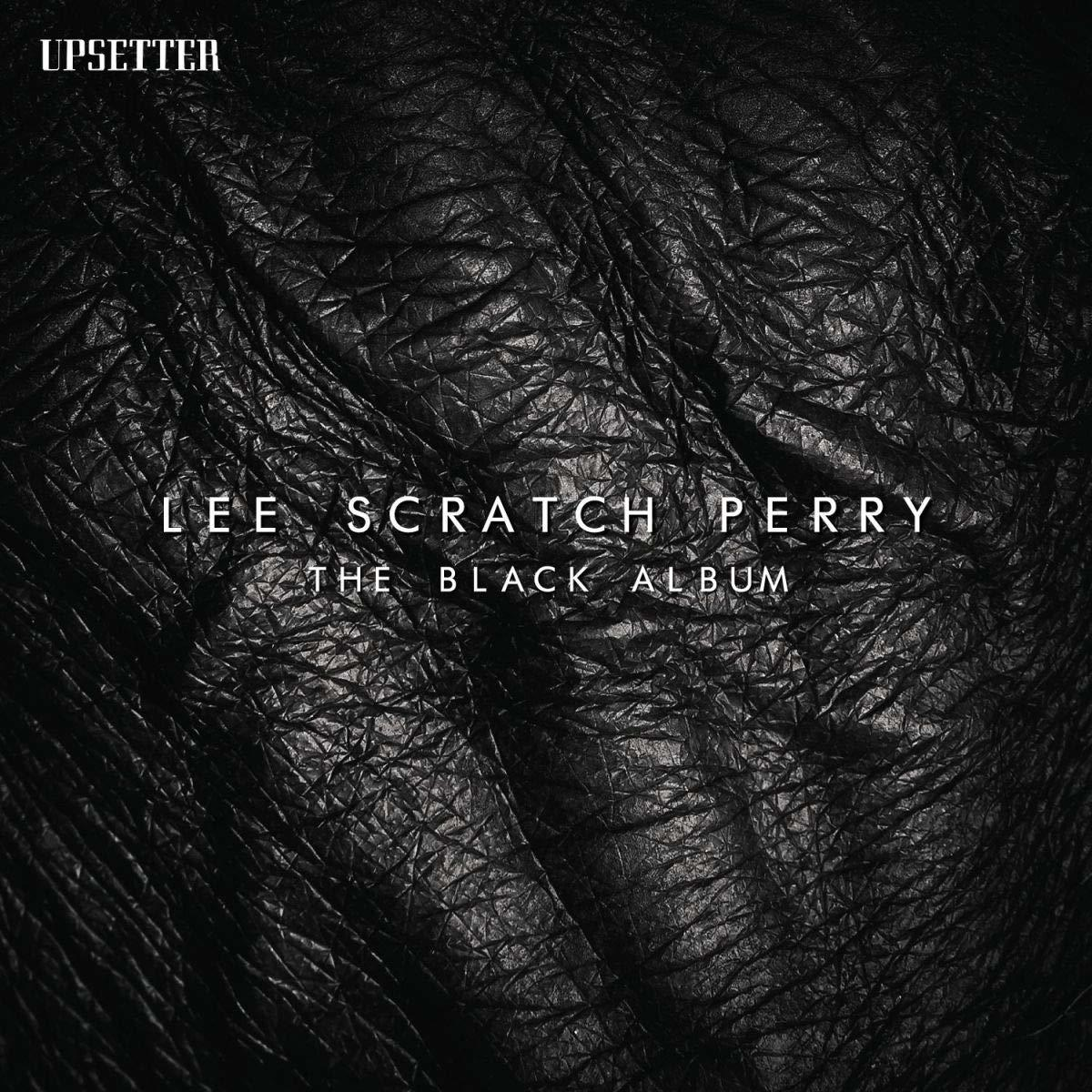 Zwarte albumhoes met een getextureerd oppervlak. Lee Scratch Perry, en albumtitel.