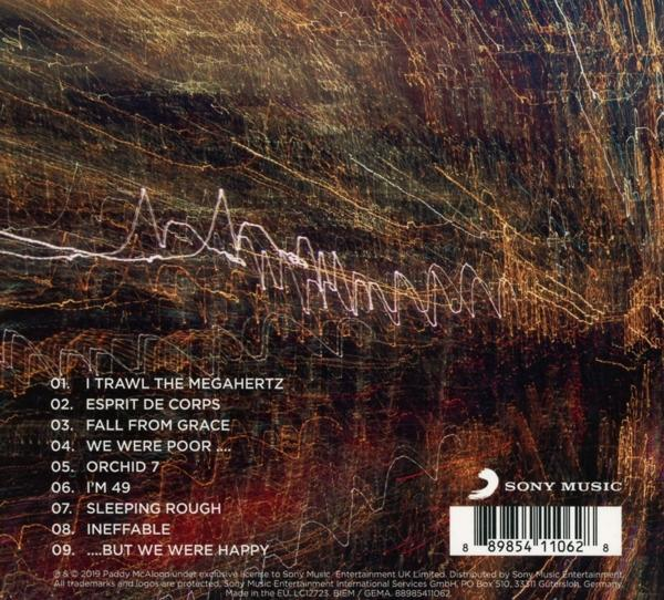 Design abstrait avec des traînées de lumière sur fond sombre, avec texte listant titres et un logo.