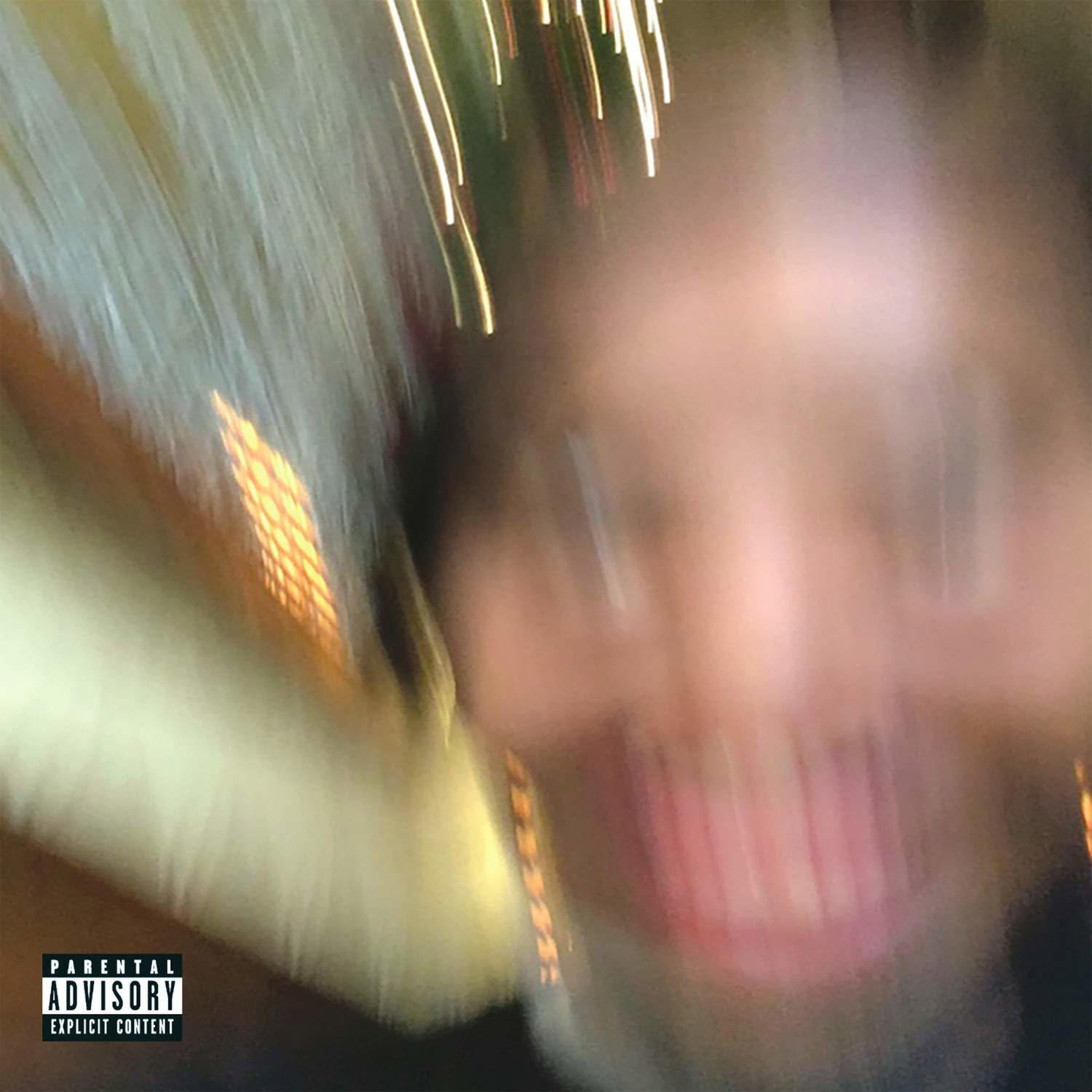 Verschwommenes Bild eines Gesichts, mit Parental Advisory Logo, Albumcover.