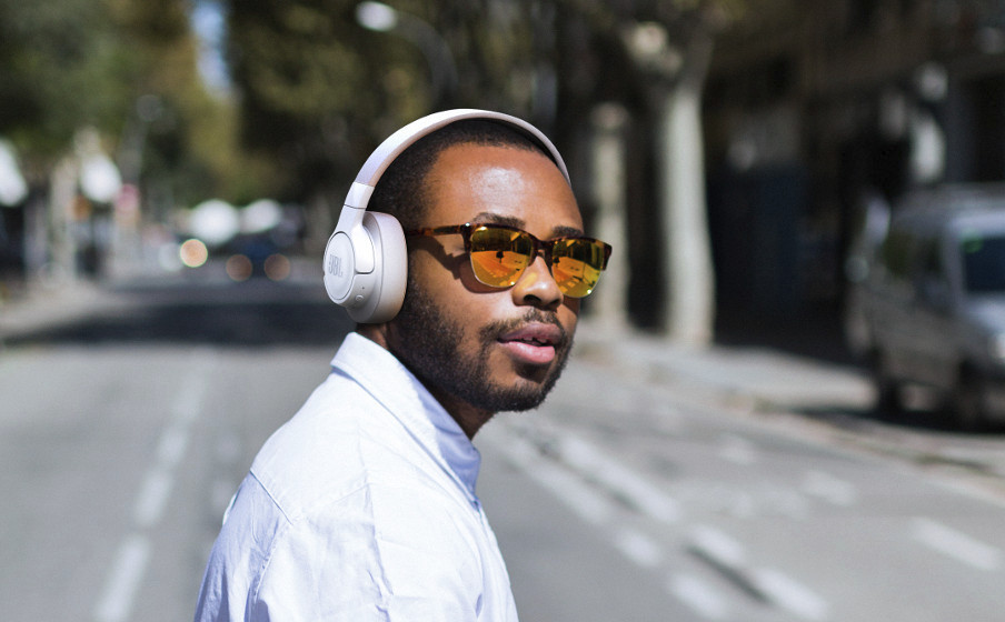 JBL Bluetooth Kopfhörer Tune750BT Over-Ear, weiß