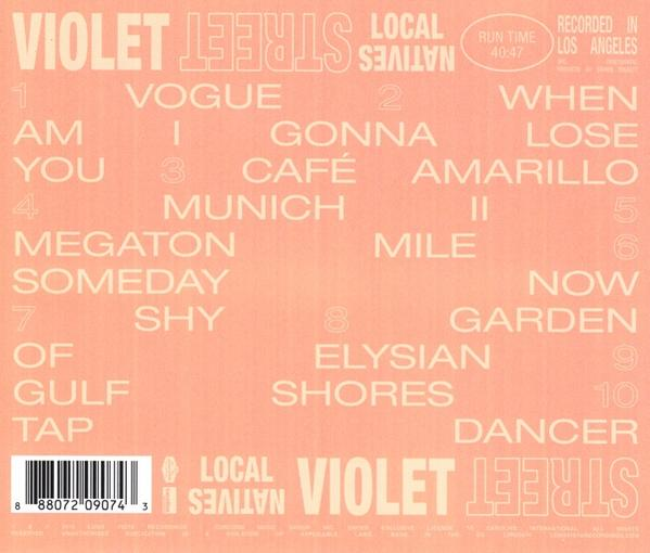 Violet Street album achterkant met tracklist en Local Natives branding op perzik achtergrond.
