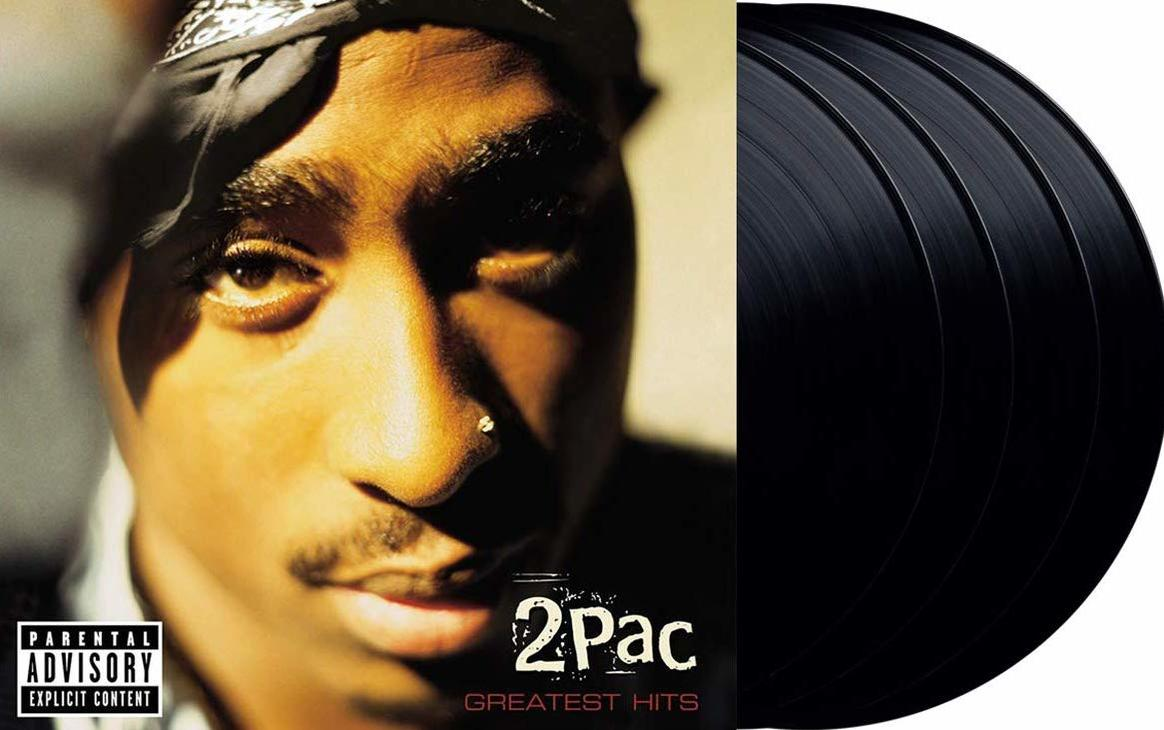 Albumcover mit 2Pacs Gesicht. Das Album ist schwarz. Mehrere schwarze Schallplatten sind sichtbar.
