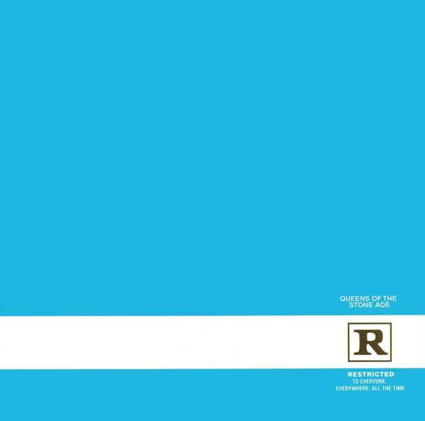 Albumhoes. Blauwe achtergrond met een witte streep. De tekst luidt 'R' en 'Restricted To Everyone'.