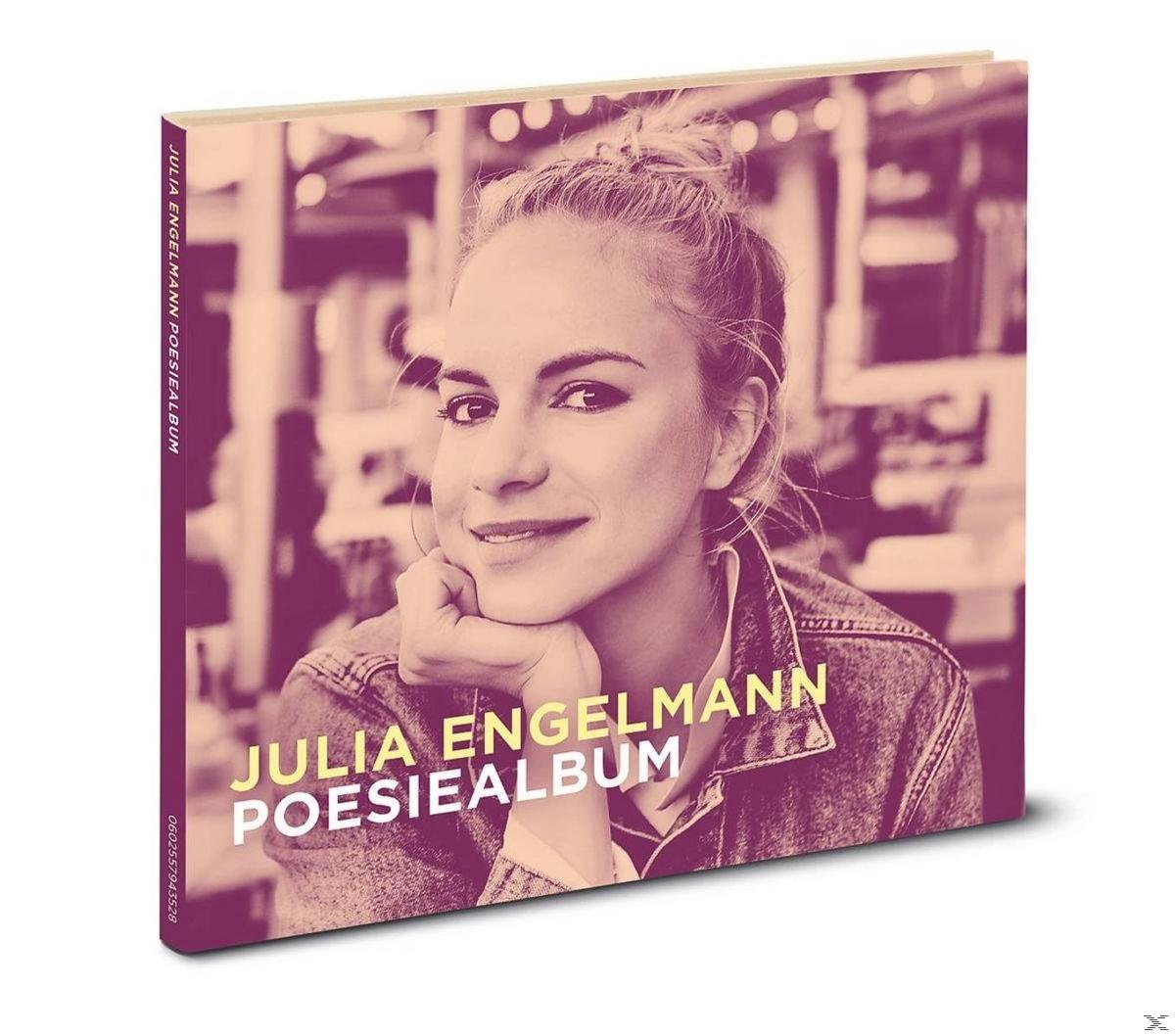Albumcover: Julia Engelmann, betitelt 'Poesiealbum'. Sie stützt das Kinn auf die Hand und lächelt. Der Hintergrund ist unscharf.