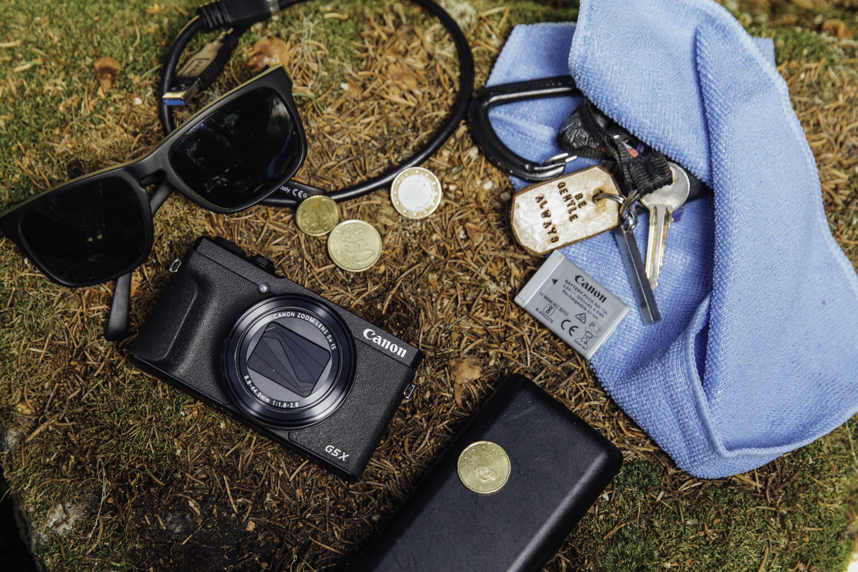 CANON PowerShot G5 X Mark II Digitalkamera Schwarz, 5fach opt. Zoom, Touchscreen-LCD (TFT), WLAN