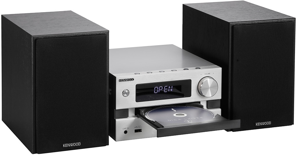 Zilveren stereosysteem met luidsprekers en een open cd-lade, met het woord OPEN.