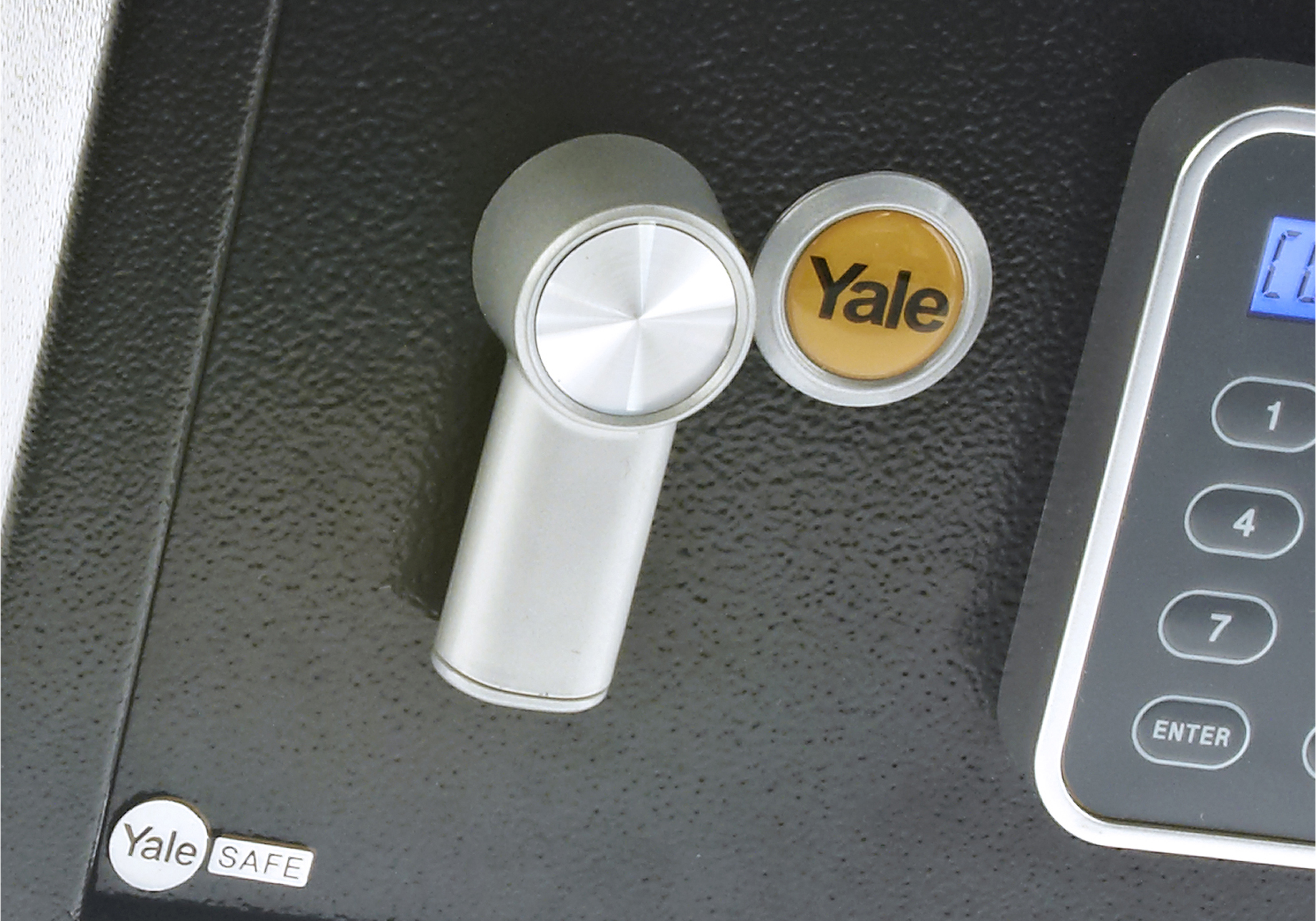 YALE Alarmlı Dijital Kollu Kasa Laptop Tipi
