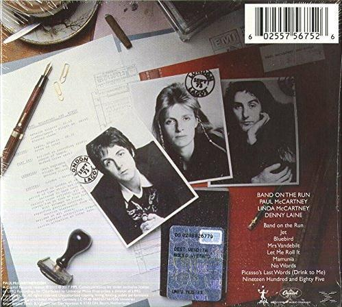 Rückseite des Albums 'Band on the Run'. Fotos, Dokumente und Stempel.