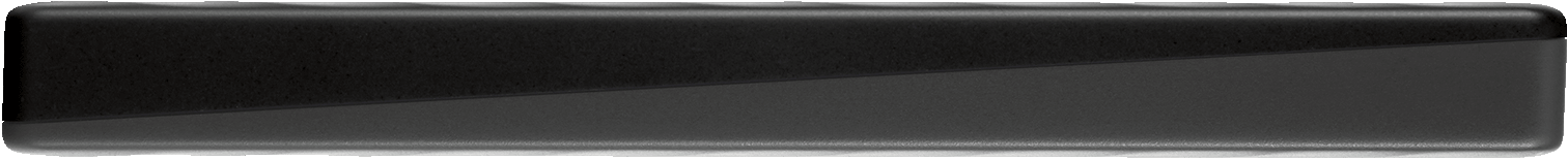 Une forme rectangulaire noire, brillante et solide.
