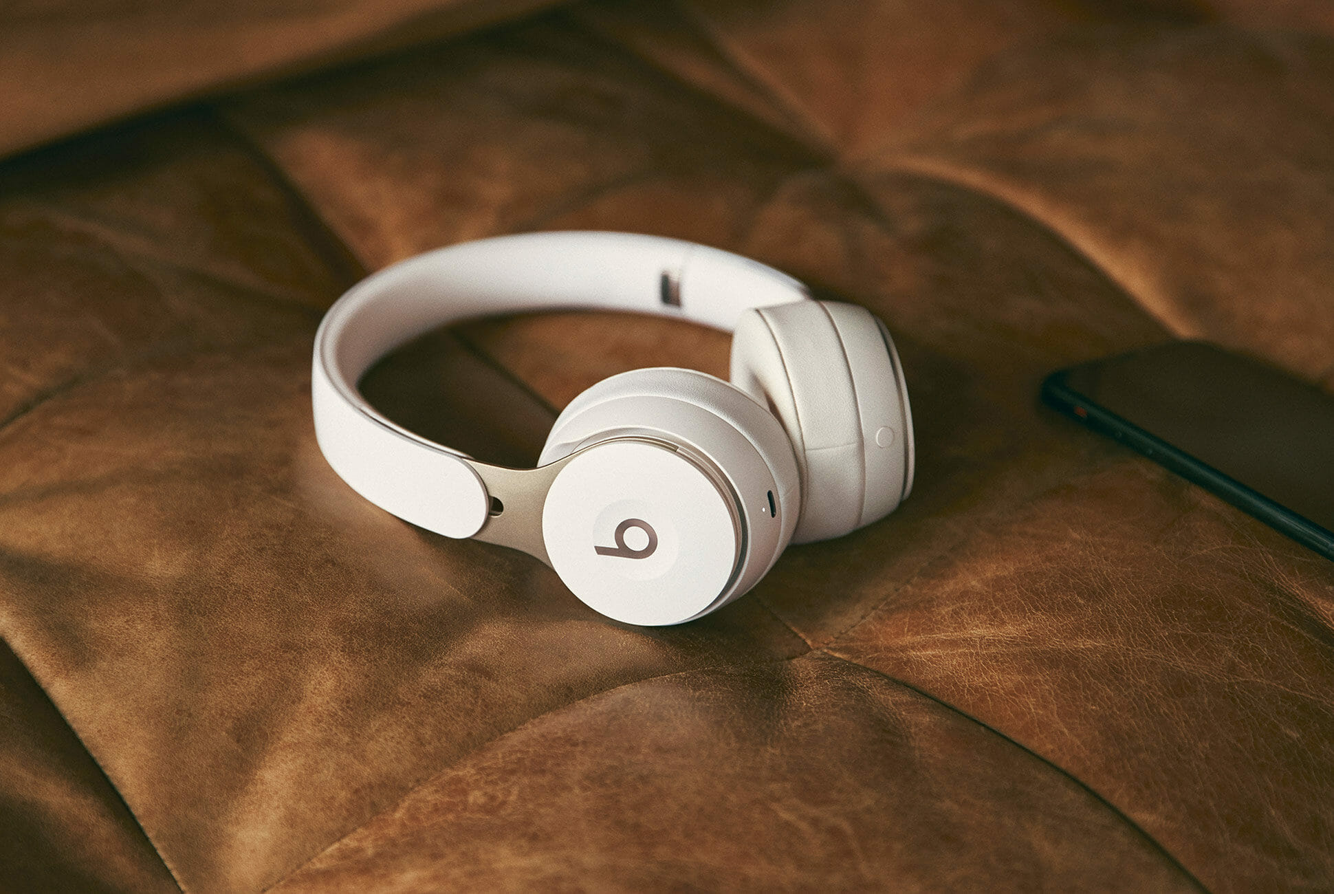 BEATS Solo Pro - Cuffie Bluetooth (On-ear, Bianco Avorio)